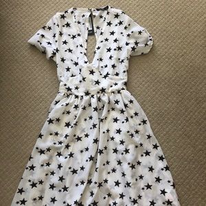 (NWT) Nasty Gal Star Printed Tie Dress